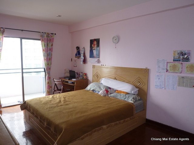 2 Bed/ 2 Bath Riverside Condo for Sale