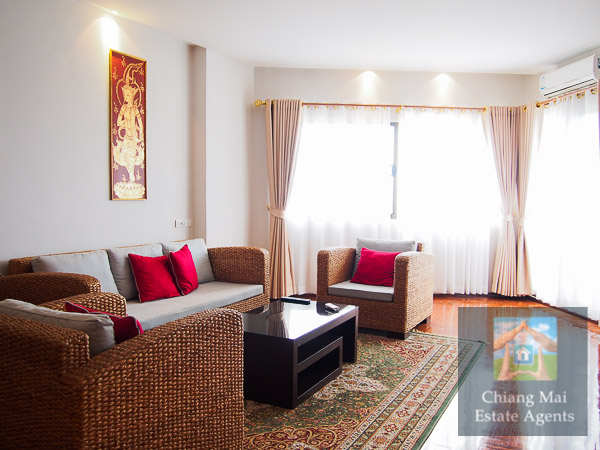 Beautifully furnished 1 Bed Riverside Condominium