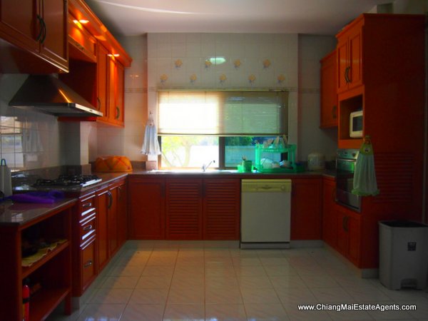 Home For Sale in Pinery Home
