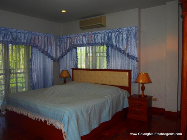 Home For Sale in Pinery Home