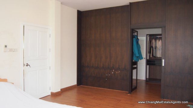 Custom 4 Bd, 3 Bth Home For Sale