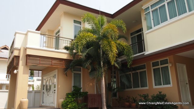 Custom 4 Bd, 3 Bth Home For Sale