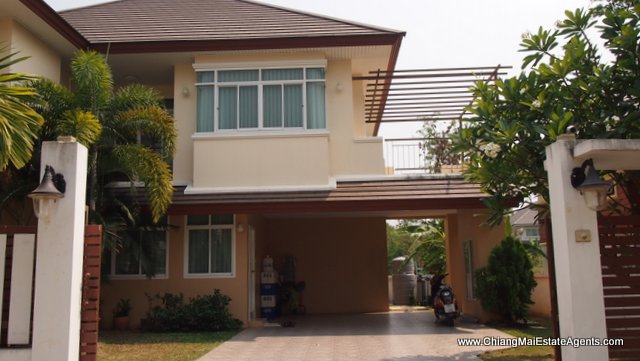 Custom 4 Bd, 3 Bth Home For Sale
