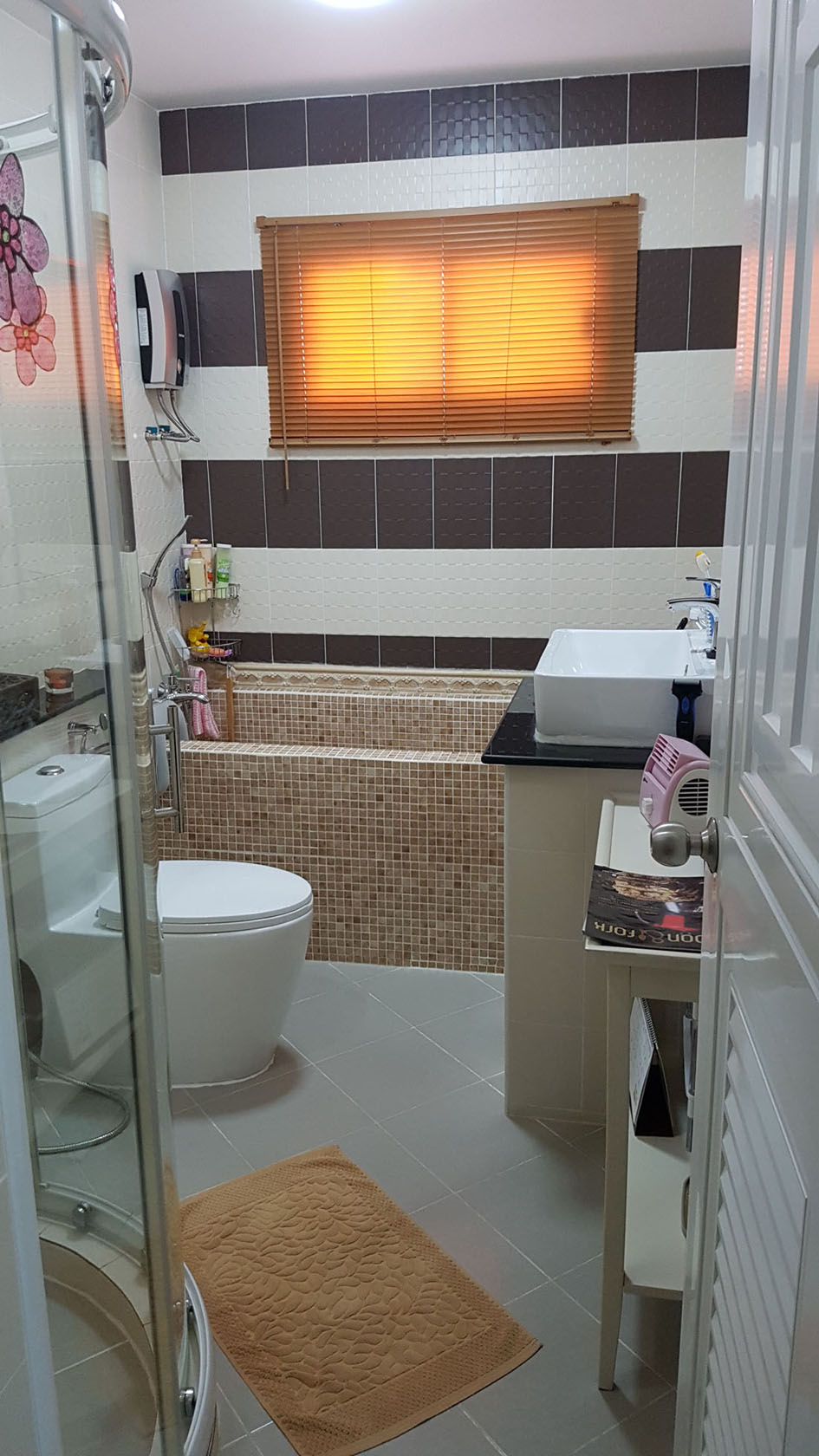 House For Sale In Sriwarai 4