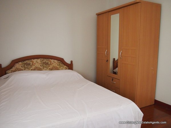 2 Houses For Rent and Sale in Moo Baan Nai Fun