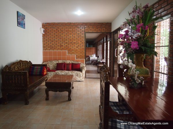 2 Houses For Rent and Sale in Moo Baan Nai Fun