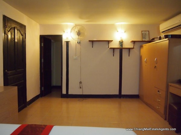 2 Houses For Rent and Sale in Moo Baan Nai Fun