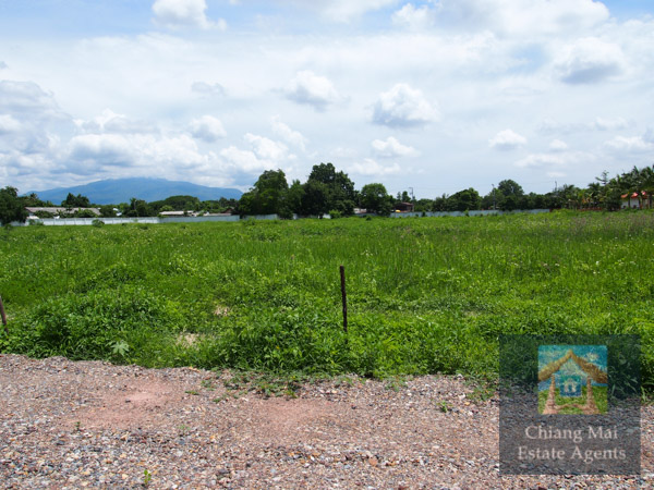 Over 10 Rai of Land For Sale in Baan Tawai - Land