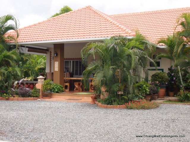 House for Rent with Pool in Doi Saket