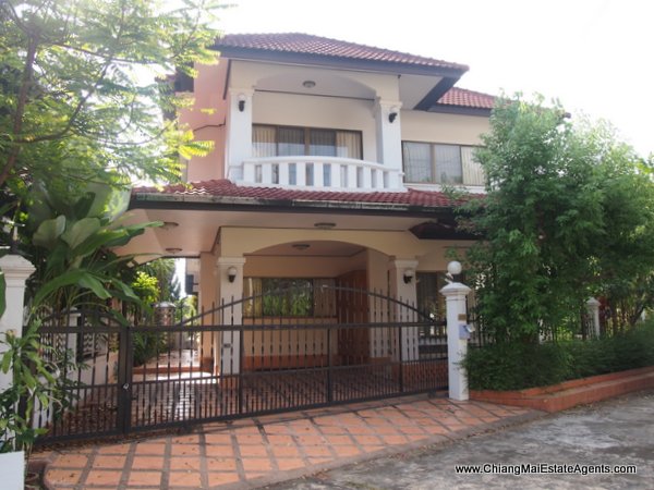 3 Bedroom Home for Rent Close to the City