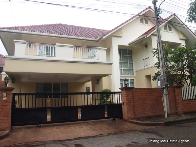4 Bedroom House for Rent in LannaTara
