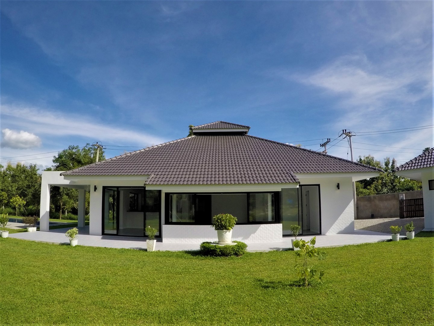 Large Single Story Home For Sale With Private Pool