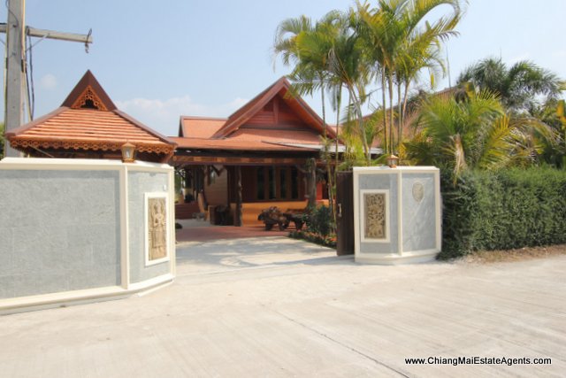Unique 3 Bd, 2 Bth Resort Style Home for Sale