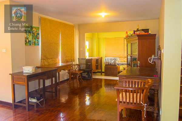 House For Rent In Nui Fun