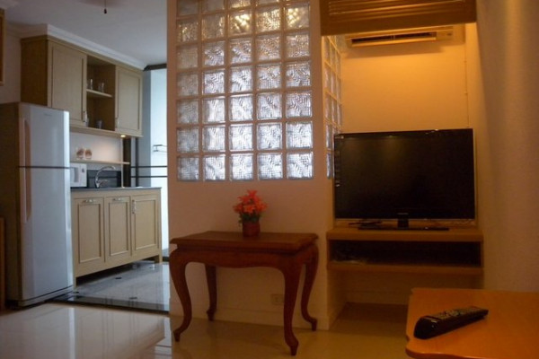 Stylish Condo on Thapae Road For Rent