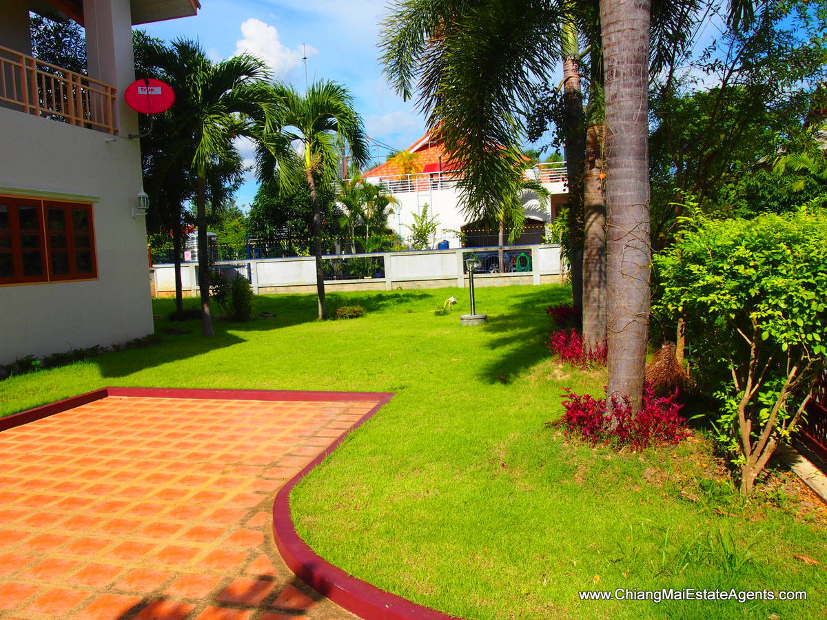 Five Bedroom Home for Sale Near Canal Road