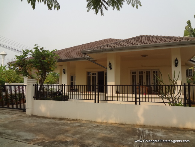 3 Bedrooms house for Sale