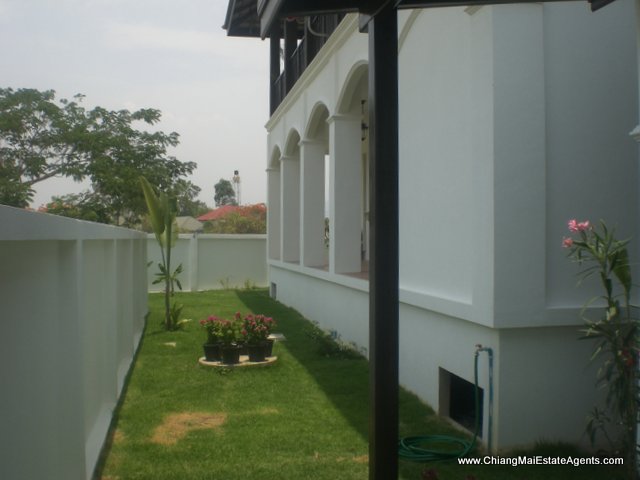 Colonial Style Home for Rent
