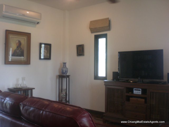 Colonial Style Home for Rent
