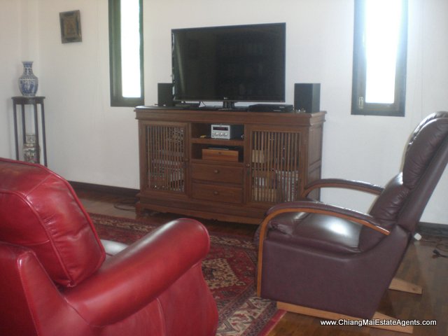 Colonial Style Home for Rent