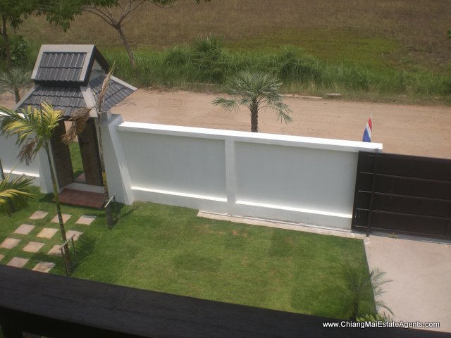Colonial Style Home for Rent