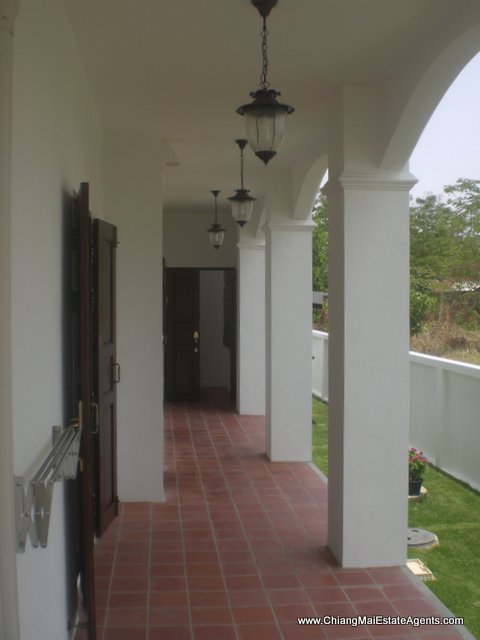 Colonial Style Home for Rent