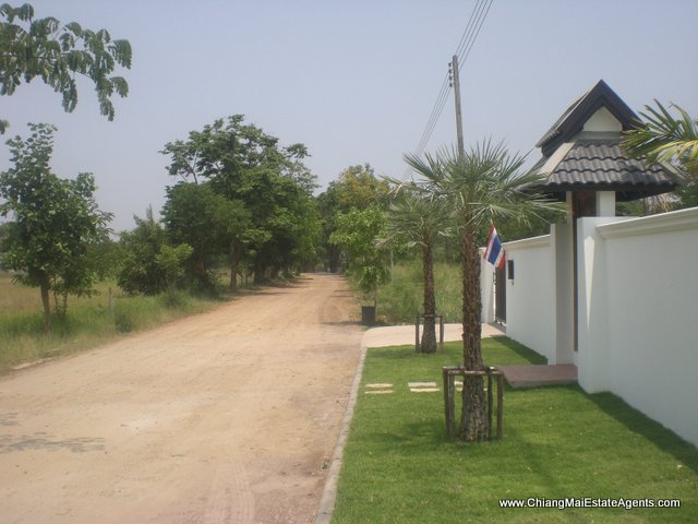 Colonial Style Home for Rent