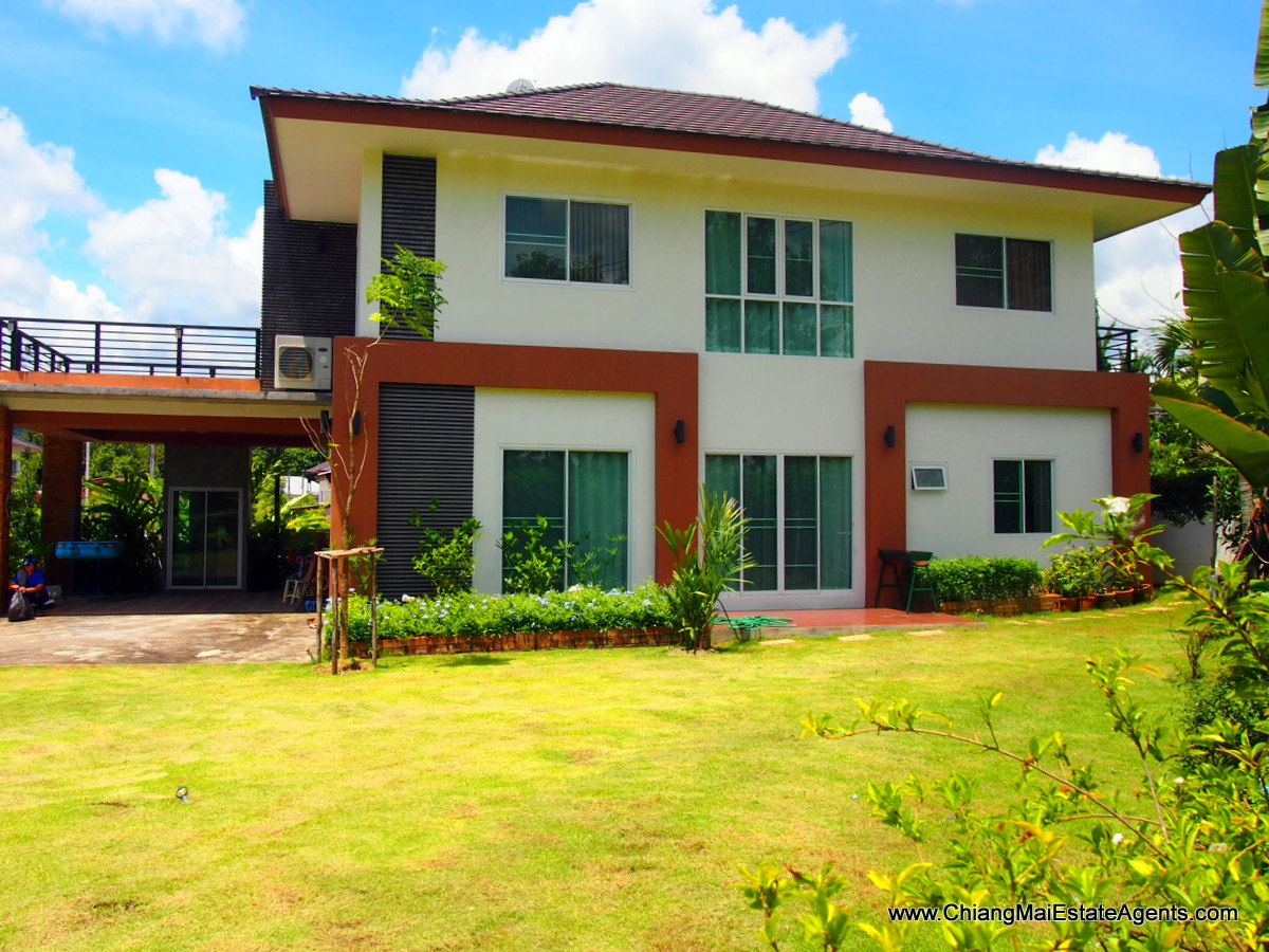 4 Bedroom Home in Mae Hia