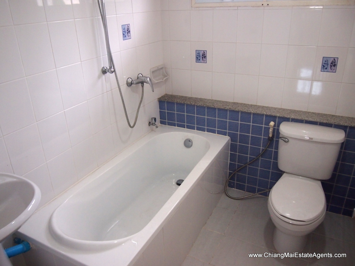 4 Bedroom Home in Land and House for Sale