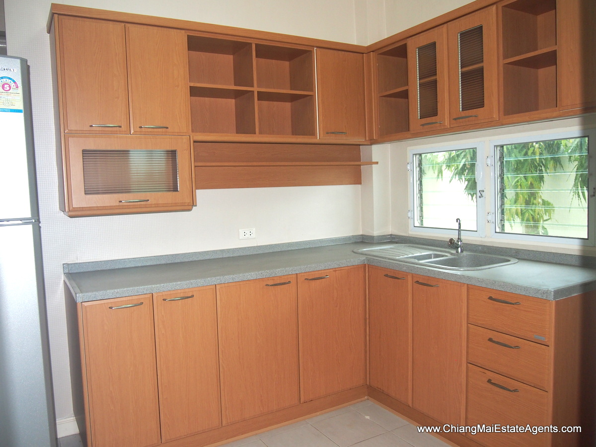 4 Bedroom Home in Land and House for Sale