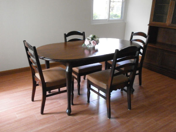 Spacious Luxury in Hang Dong