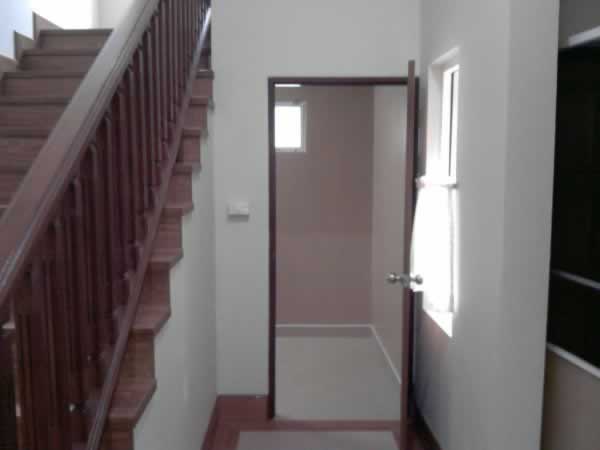 Spacious Luxury in Hang Dong