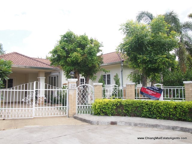 2 Homes on One Plot - Great Value in Home in Park
