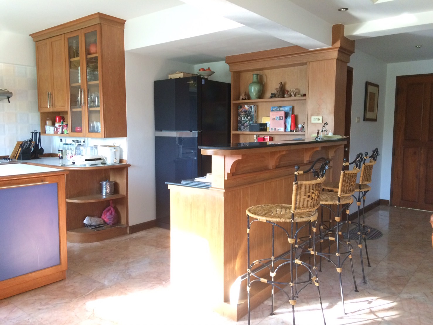 Large Home For Sale Or Rent In Saraphi