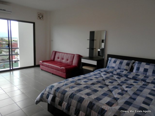 Studio Condo for Sale in Mae Jo