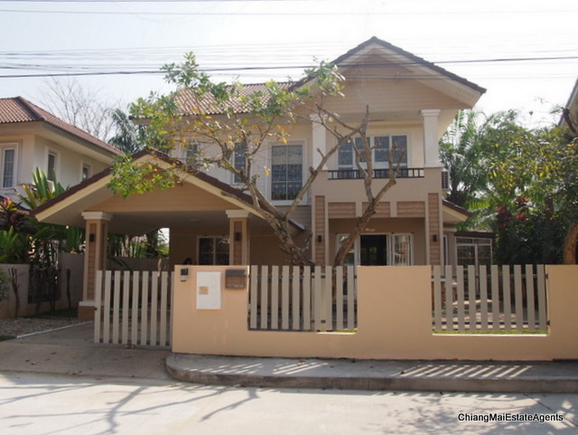 House for Rent with 3 Beds/3 Baths/1 Office