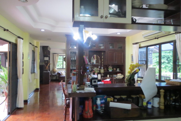 Spacious 4 Bedroom House for Sale in Saraphi, Chiang Mai