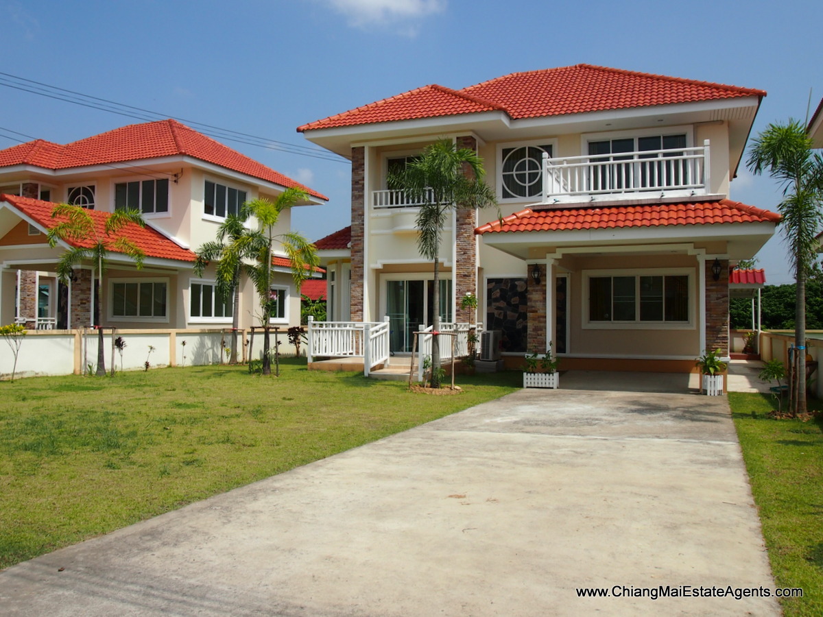 4 Bedroom Home in Tawangtan, Saraphi