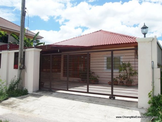 Beautiful 3 bedroom house for rent in Mae Hia