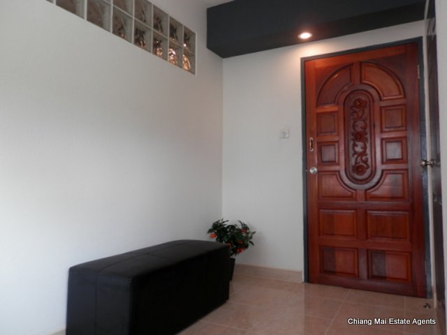 Renovated and Fully Furnished 1 Bedroom Condo for Sale