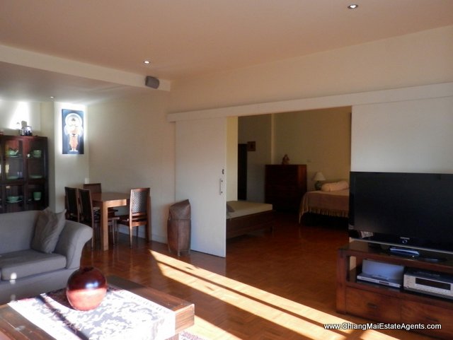 Large Riverside Condo For Rent