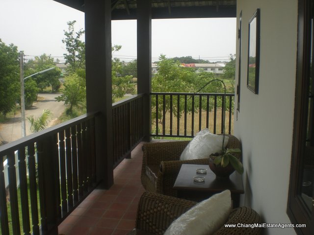 3 Bd, 2 Bth Colonial Style Home for Sale