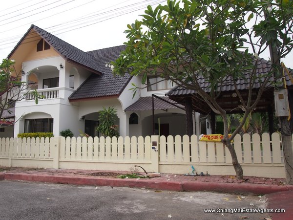 2 Houses For Rent and Sale in Nai Fun