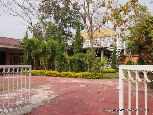 2 Houses For Rent and Sale in Nai Fun