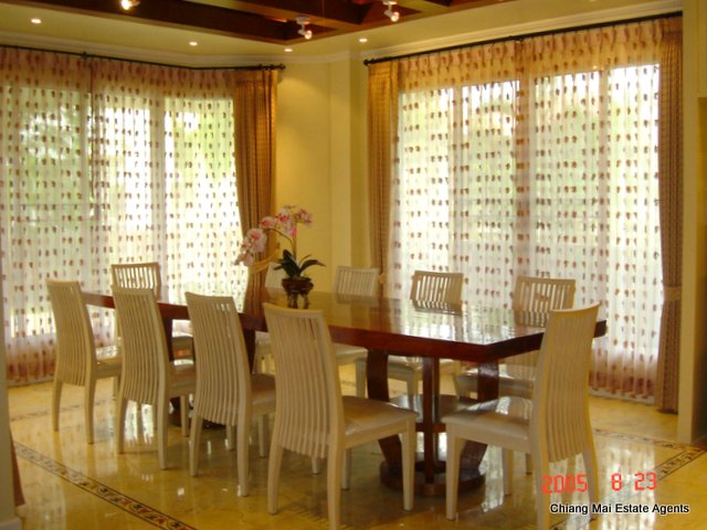 5 Bedroom House for Sale in Lanna Tara