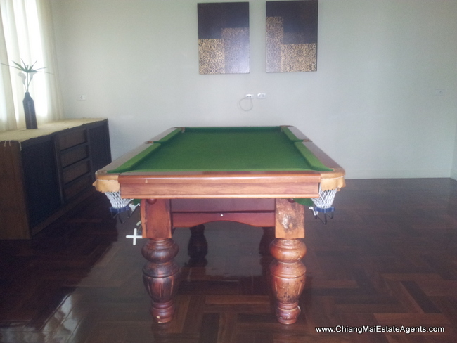 House for rent with swiming pool.