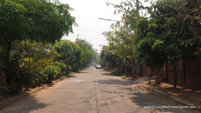 Traditional Lanna Style Home in Modern Moo Baan