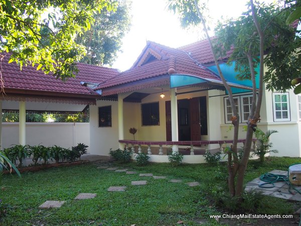 4 Bedroom Home in Moo Baan Suan Non Sri