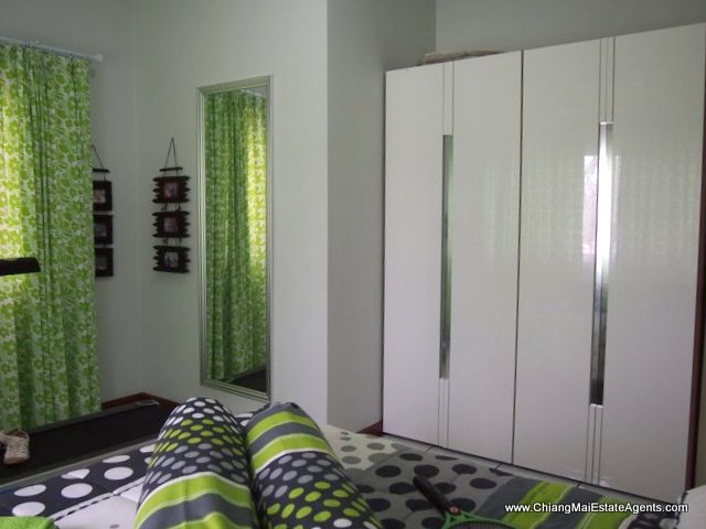 Unique 3 Bedroom House with Swimming Pool