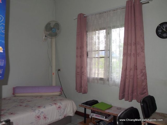 Unique 3 Bedroom House with Swimming Pool